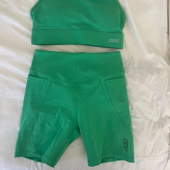 Lorna Jane Green Athletic Set Size Small - Picture 3 of 4